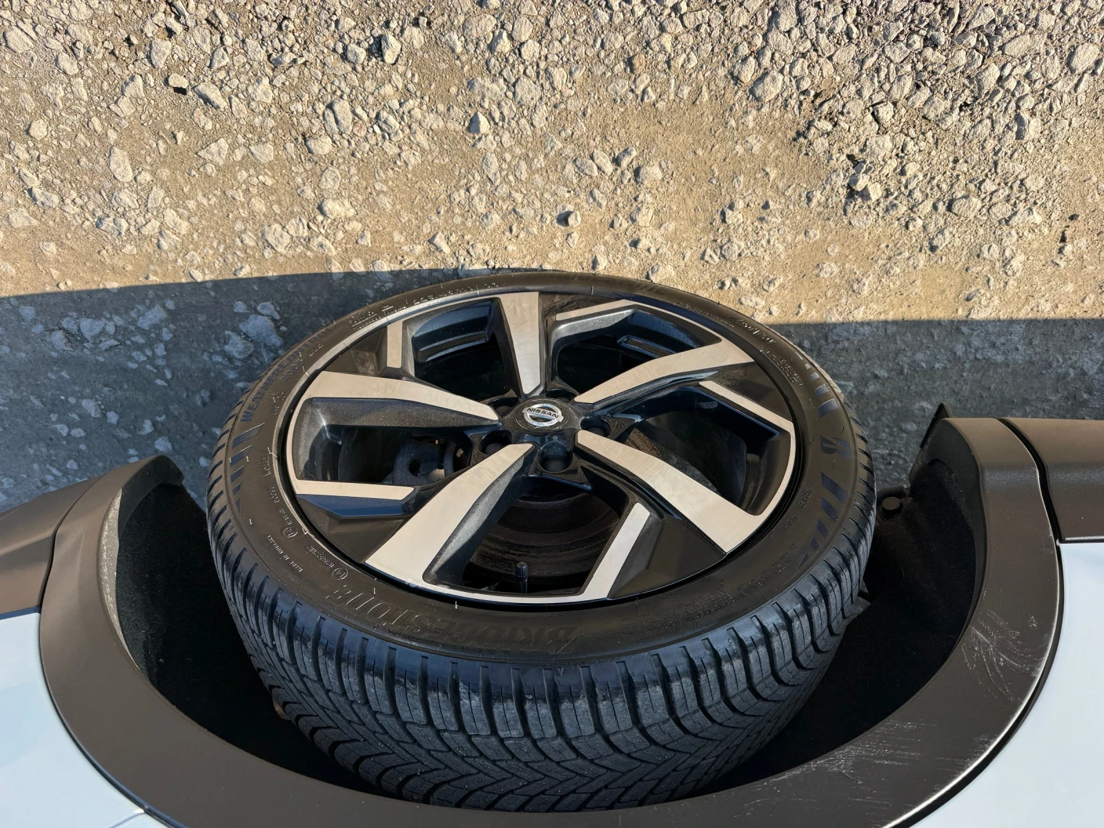 Nissan Qashqai 1.3i Tekna 92000km - изображение 10