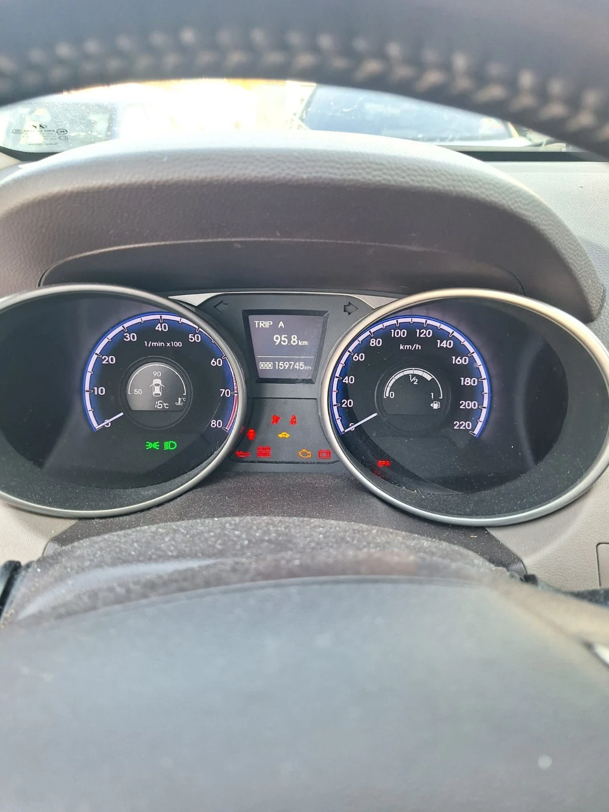 Hyundai IX35 2.0 4X4, снимка 5 - Автомобили и джипове - 54552612