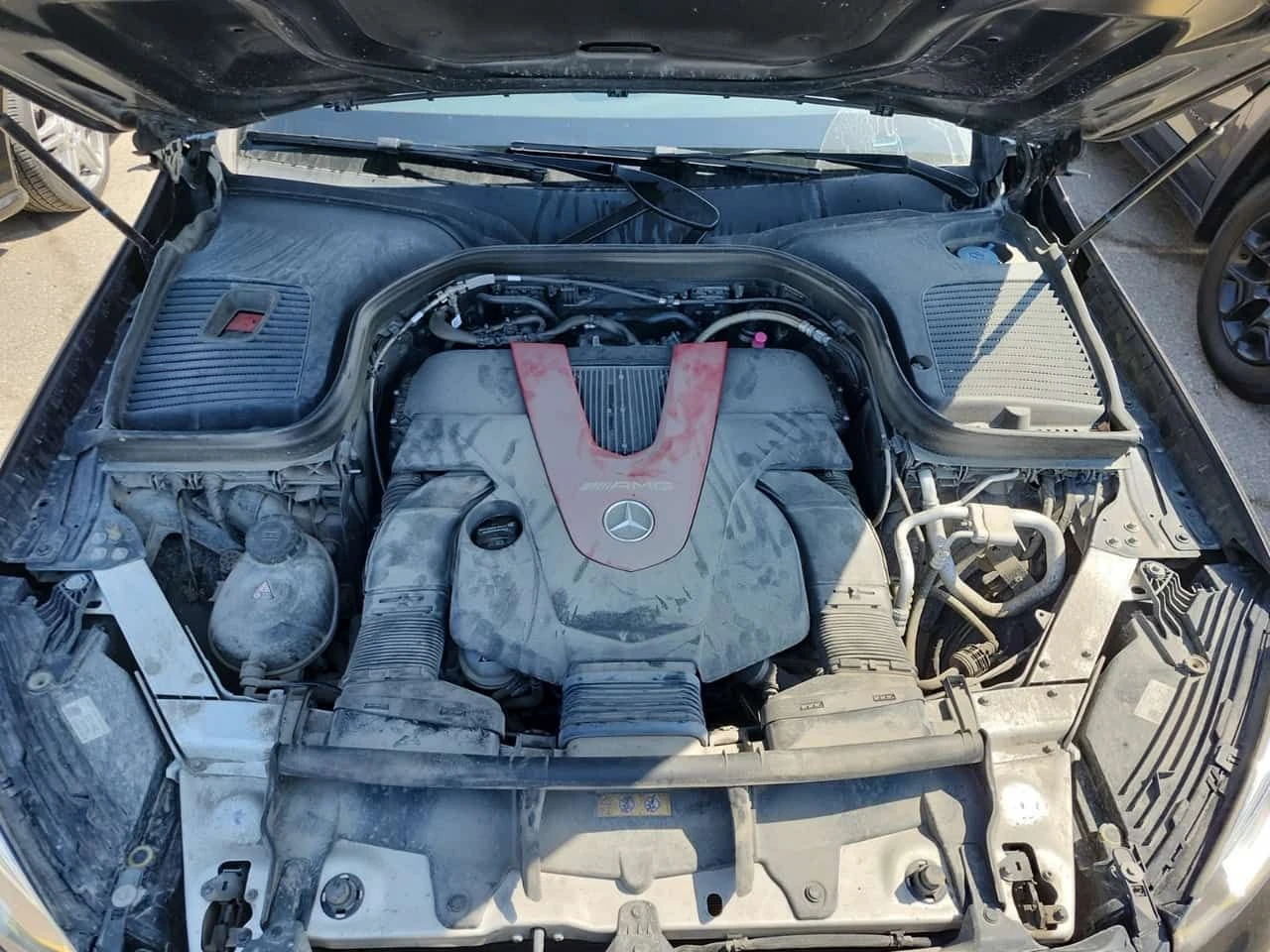 Mercedes-Benz GLC 43 AMG ПОДГРЕВИ * ПАНО * KEYLESS * CARFAX, снимка 17 - Автомобили и джипове - 54611755