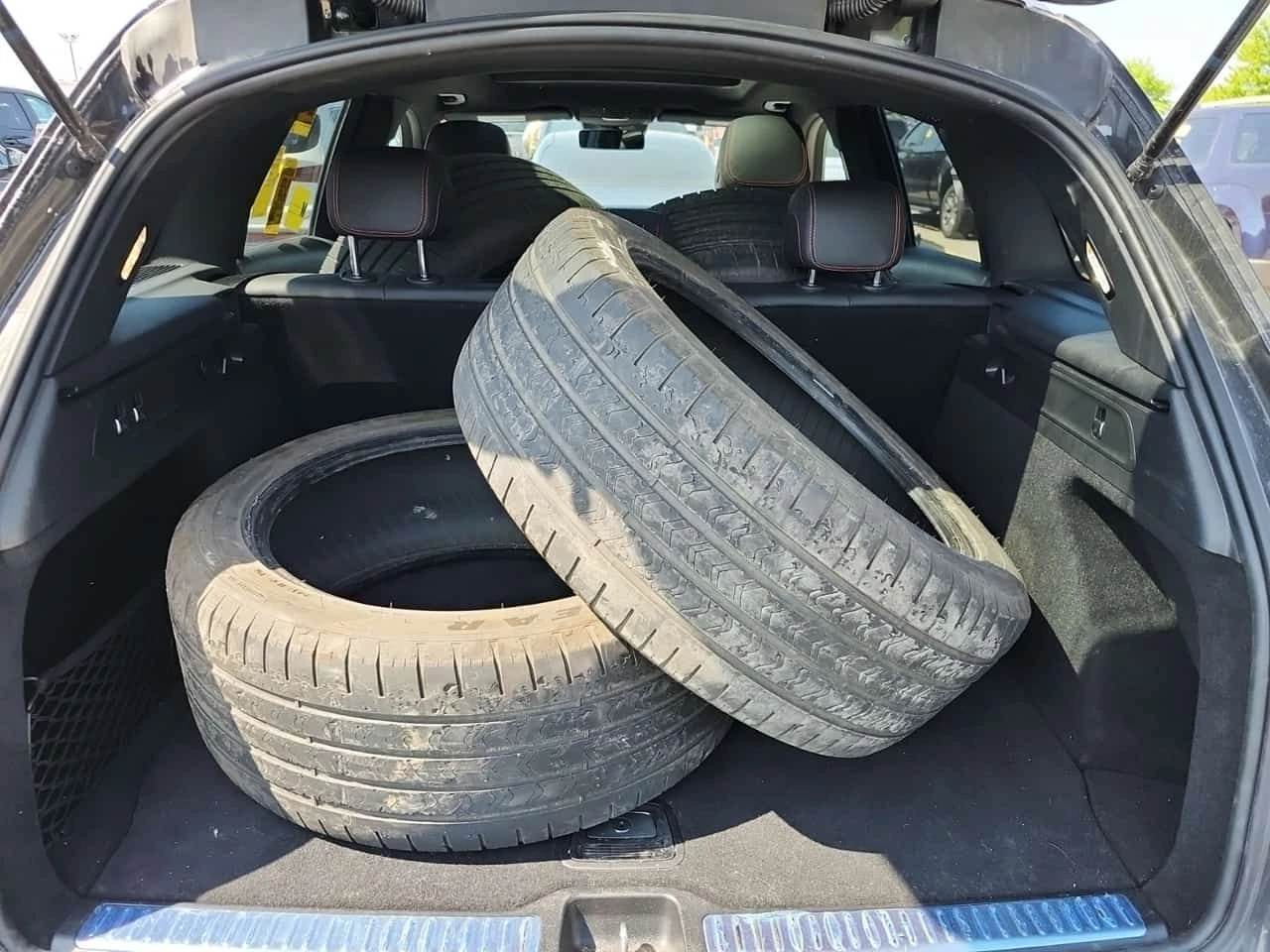 Mercedes-Benz GLC 43 AMG ПОДГРЕВИ * ПАНО * KEYLESS * CARFAX, снимка 14 - Автомобили и джипове - 54611755