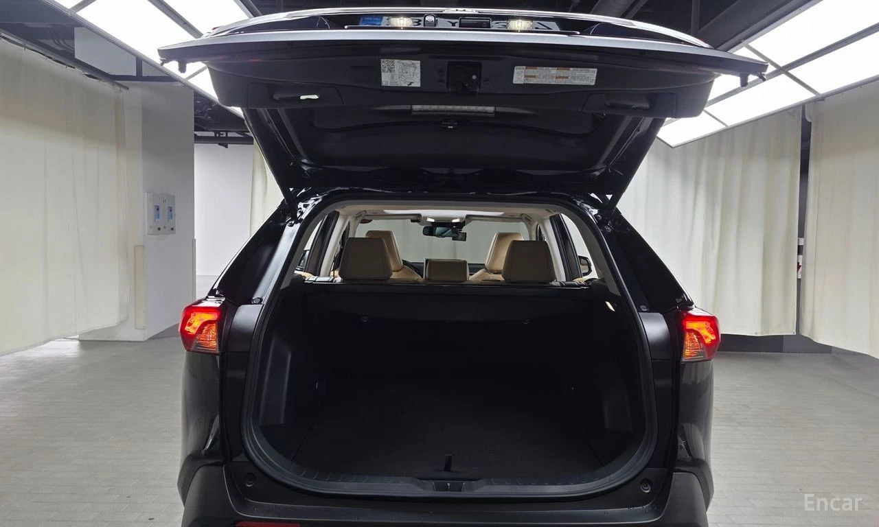 Toyota Rav4 5 GEN* 2.5* 4WD* �������* ���������*  | Mobile.bg � ����������� 12