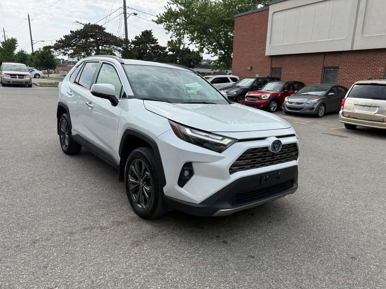 Toyota Rav4 * Hybrid Limited * CARFAX * БЕЗ ПЪРВОНАЧАЛНА ВНОСК, снимка 9 - Автомобили и джипове - 54859841