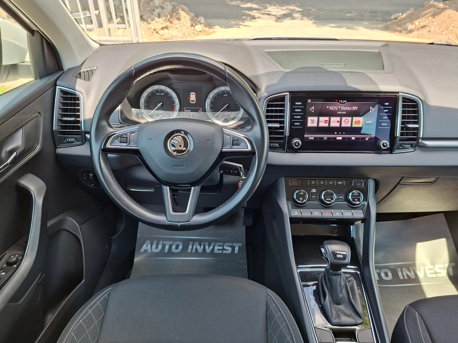 Skoda Karoq DISTR./LED/NAVI/KAMERA, снимка 12 - Автомобили и джипове - 55174762