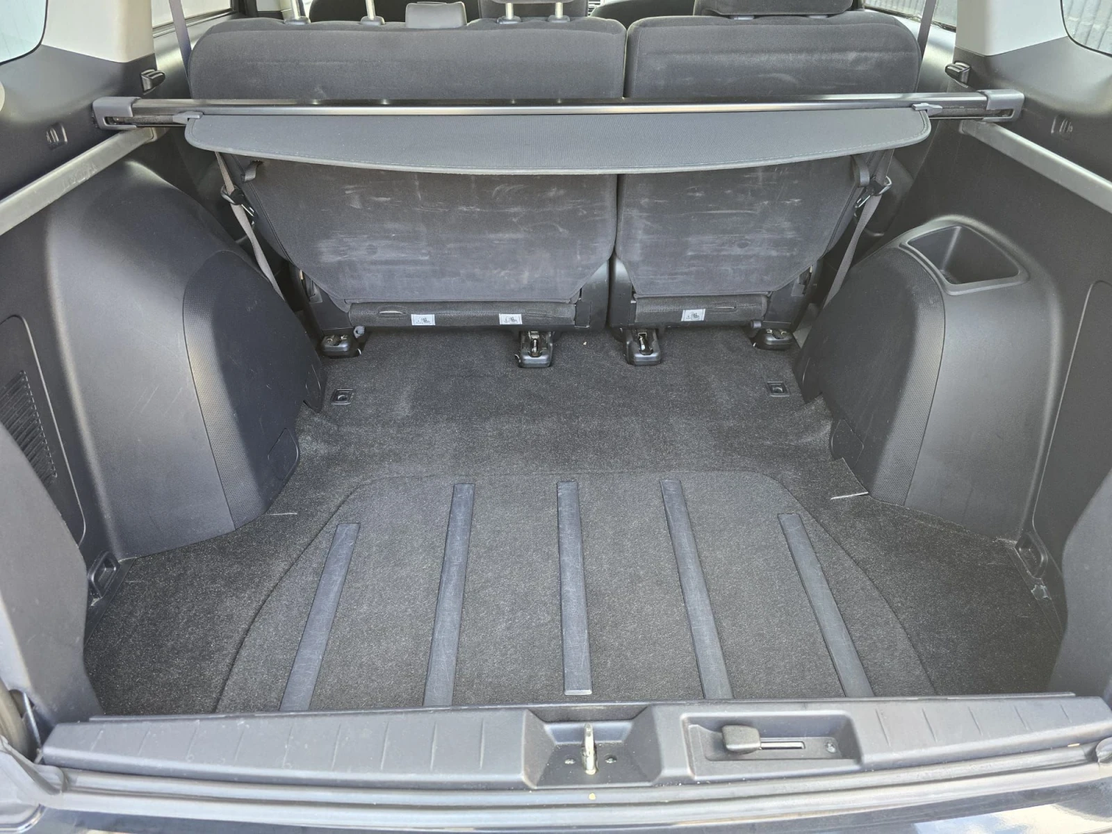 Mitsubishi Outlander 2.0D 140kc, снимка 14 - Автомобили и джипове - 56121959