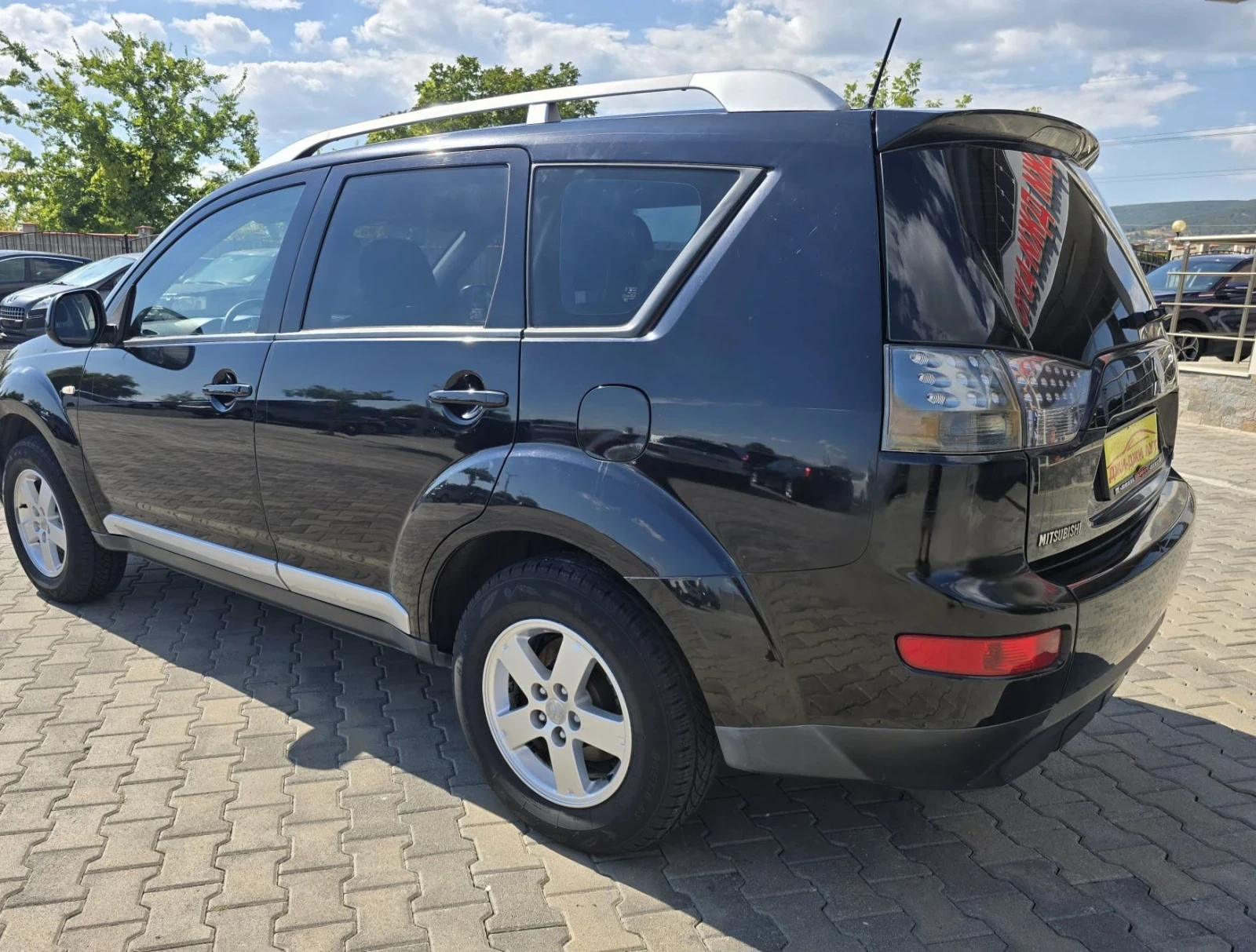 Mitsubishi Outlander 2.0D 140kc, снимка 6 - Автомобили и джипове - 56121959