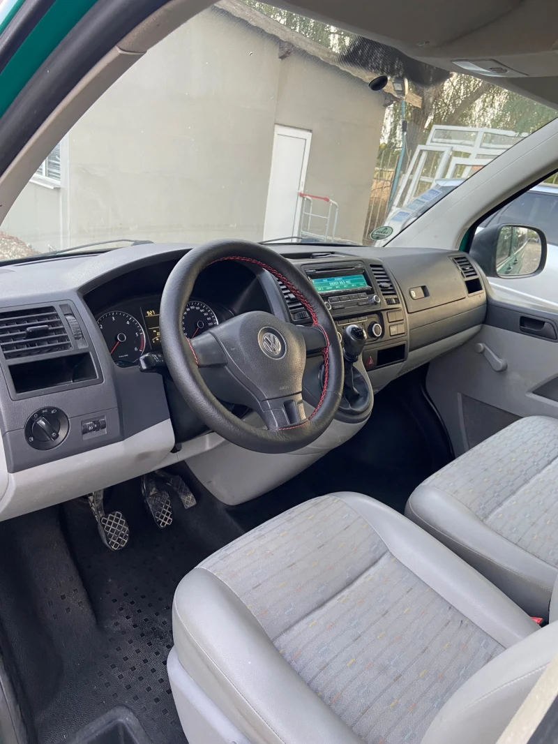 VW Transporter 2.0d Товаропътнически 6-МЕСТЕН, снимка 8 - Бусове и автобуси - 51903837