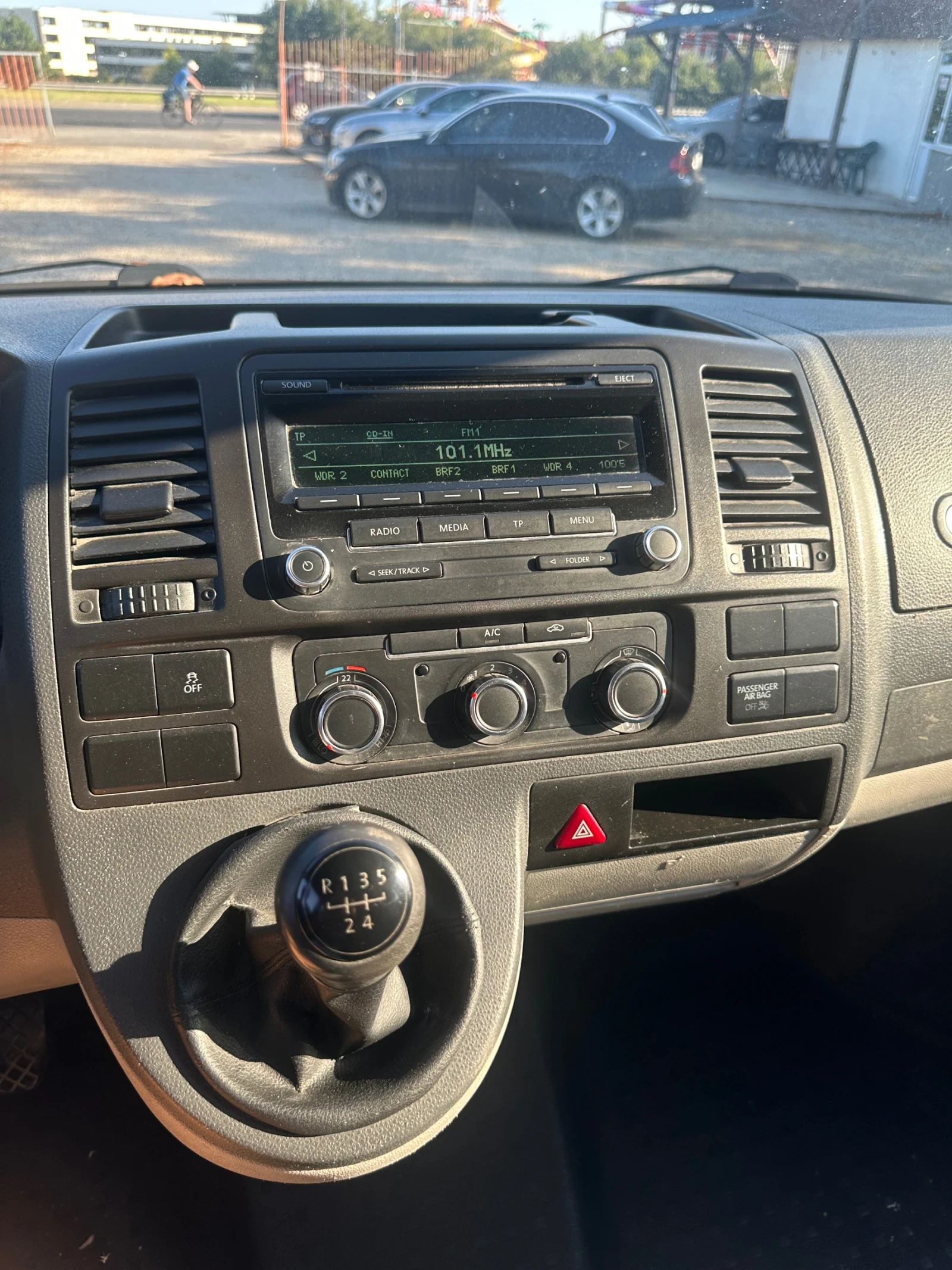 VW Transporter 2.0d Товаропътнически - изображение 8