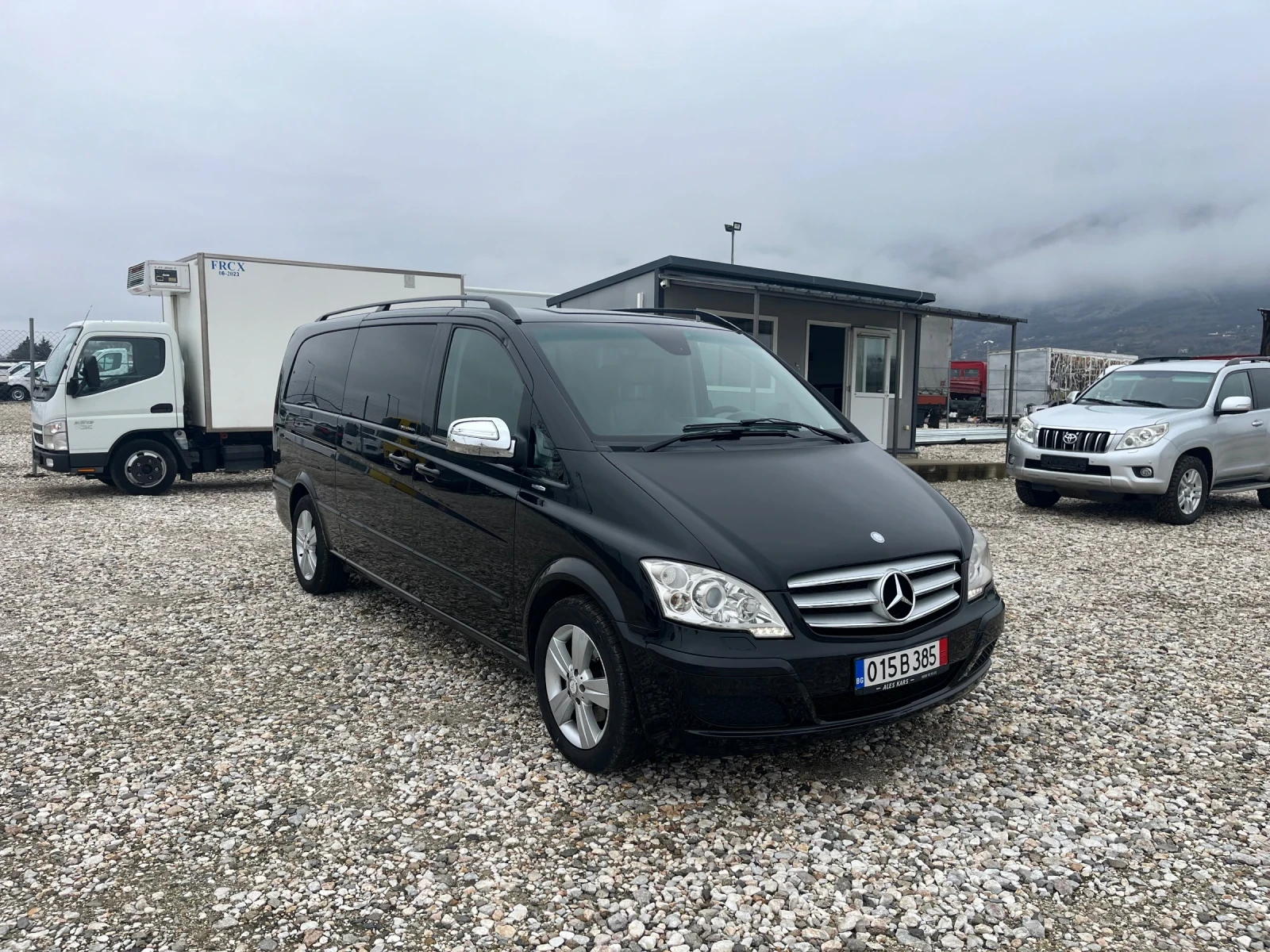 Mercedes-Benz Viano 8 места-АВТОМАТ-EXTRALONG-ЕЛ.ВРАТИ-2xКЛИМА-УНИКАТ - изображение 2