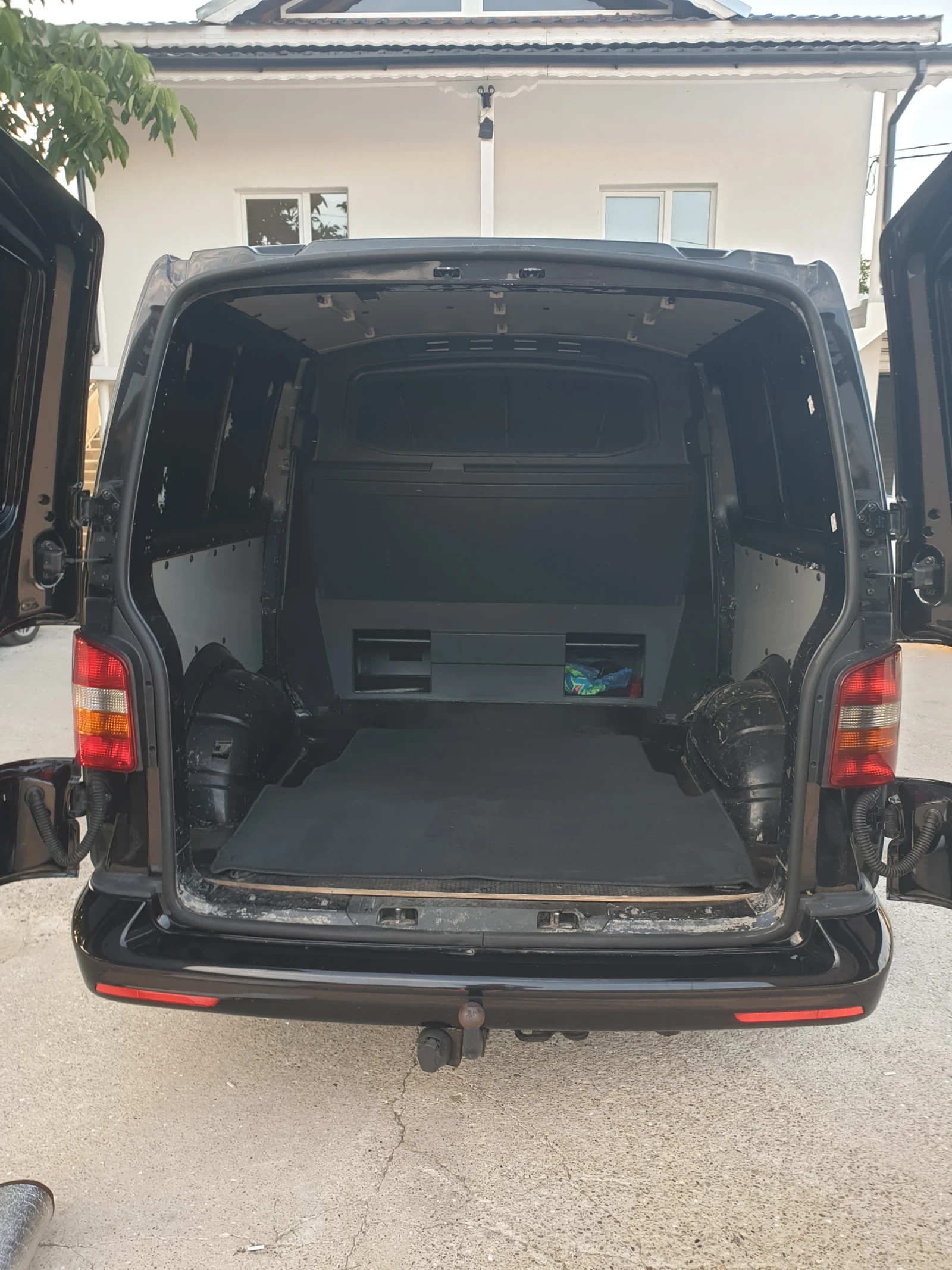 VW T5 2.5 TDI 174 ks, снимка 17 - Бусове и автобуси - 55507910