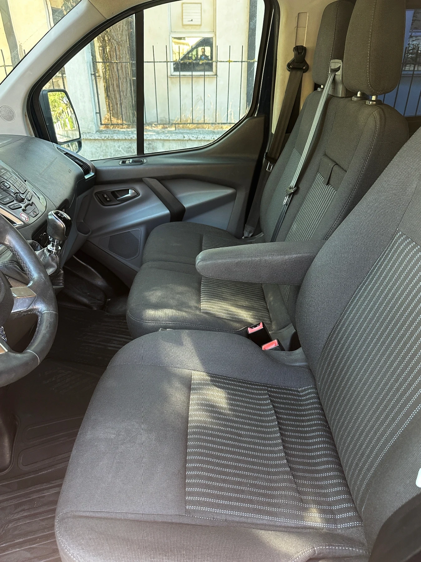 Ford Transit Custom, снимка 9 - Бусове и автобуси - 55734869