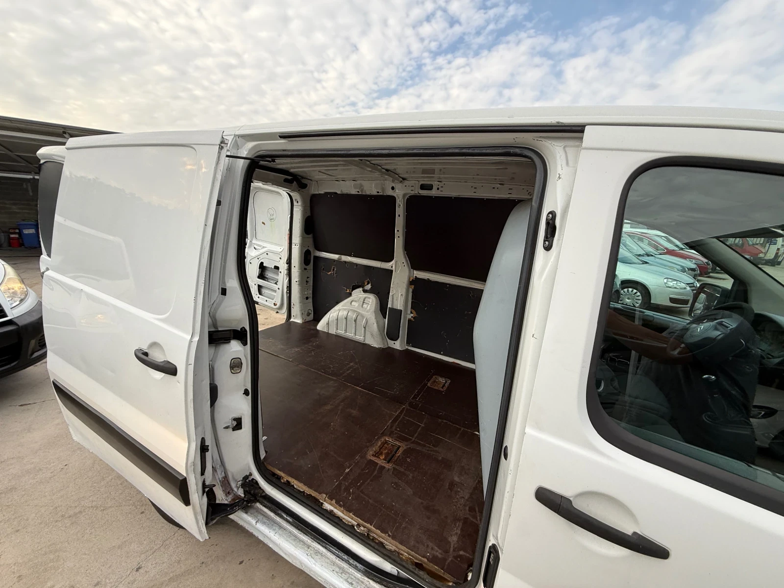 Citroen Jumpy 1.6HDI ЛИЗИНГ, снимка 16 - Бусове и автобуси - 56605319