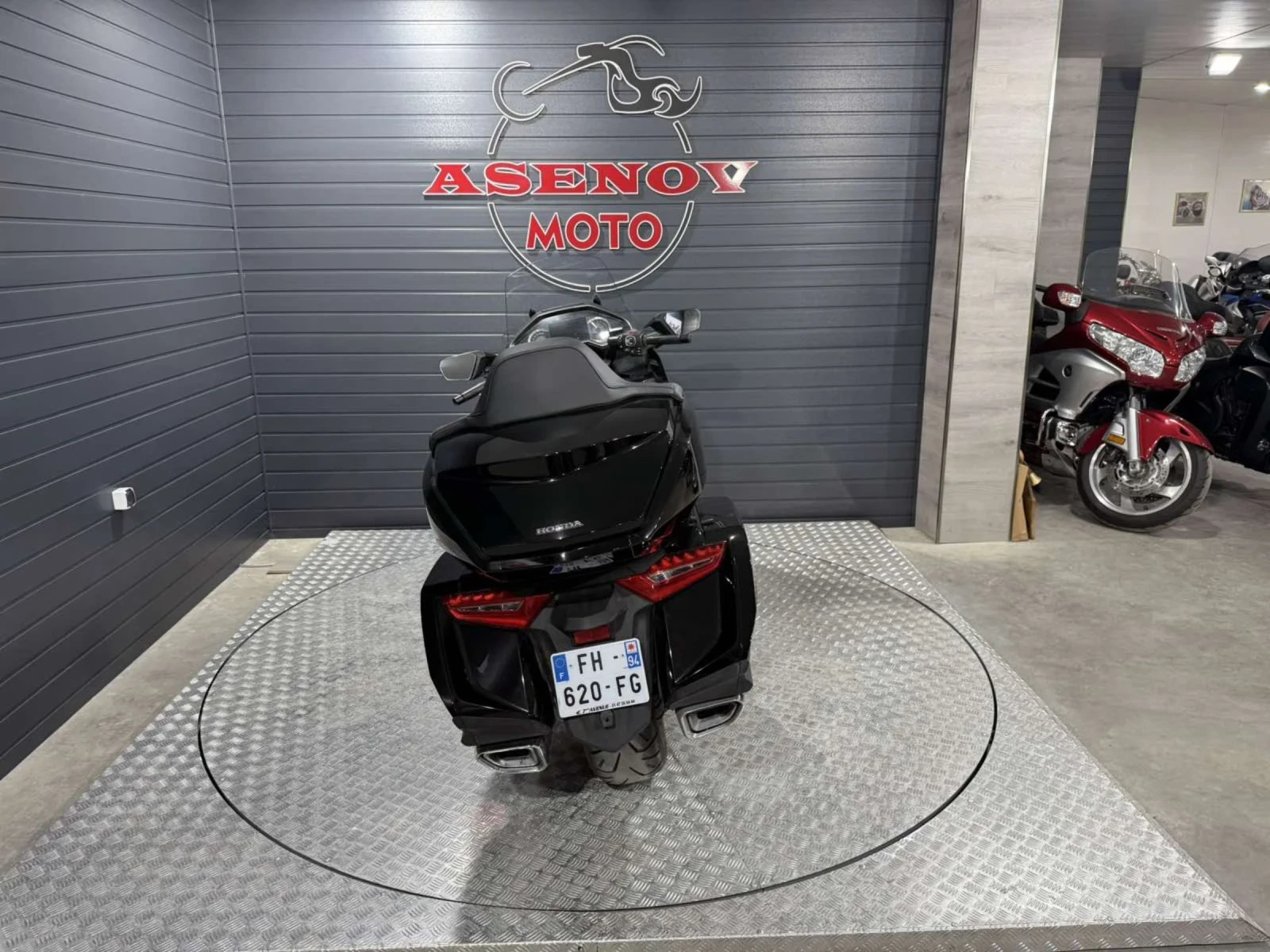 Honda Gold Wing BLACK DEVIL | Mobile.bg   11