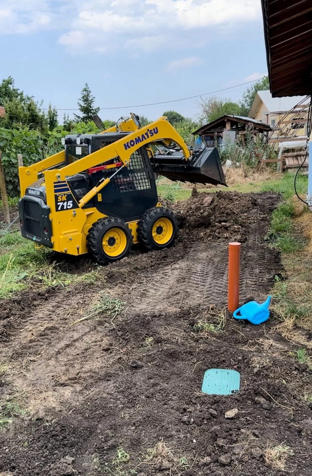 Мини челни товарачи Komatsu Sk 715 - изображение 5