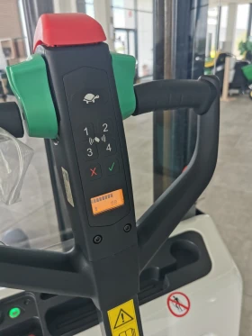 Електрокар Bobcat Стакер LSM12N, снимка 8