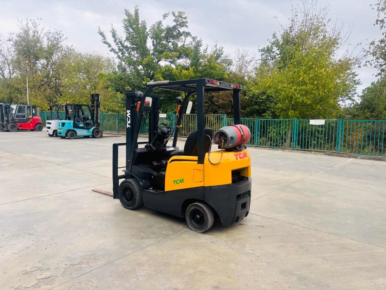 ������� TCM ��� �����������, ������� | Mobile.bg � ����������� 1