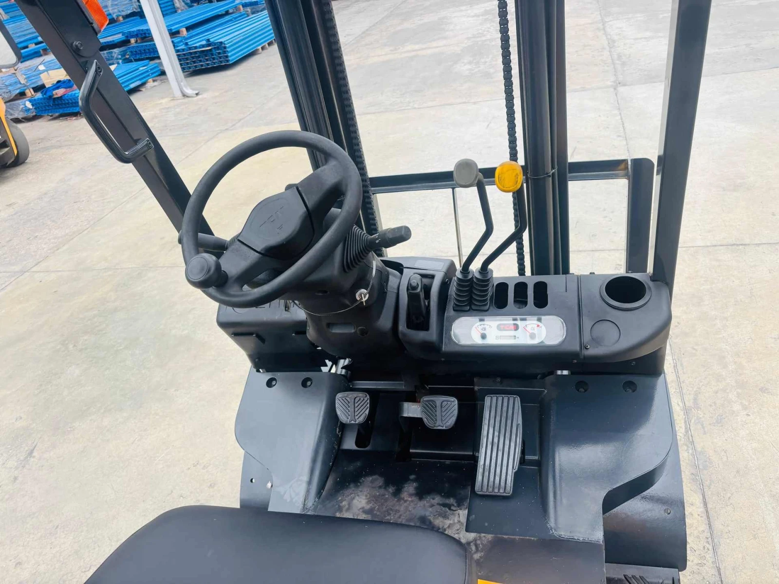 ������� TCM ��� �����������, ������� | Mobile.bg � ����������� 7