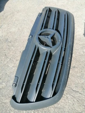 Оригинална решетка за Мерцедес Спринтер W 907 2019-2024г....A9108852600...., снимка 4