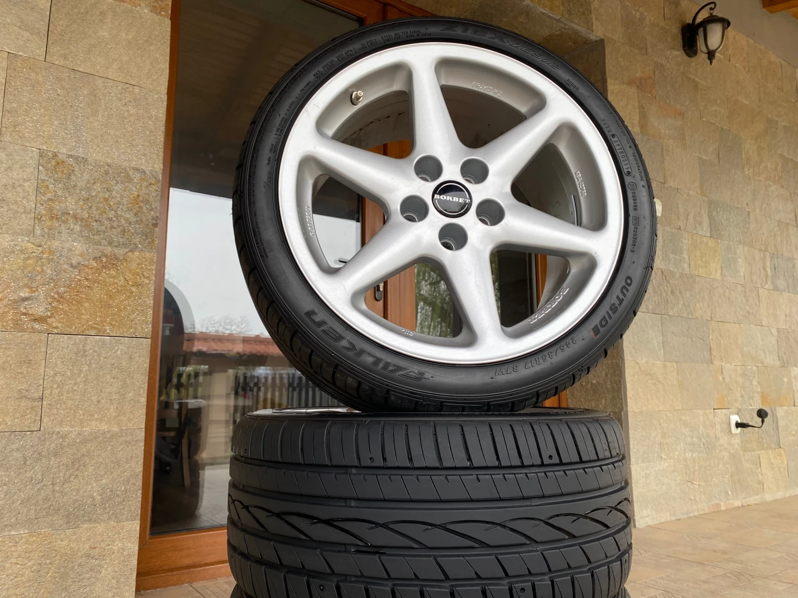 ���� � ������ 245/35R17 �� VW Golf | Mobile.bg � ����������� 2