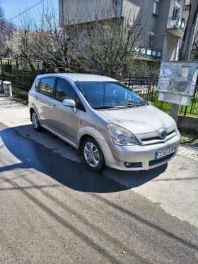 Toyota Corolla verso, снимка 1