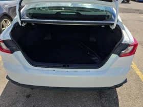 Toyota Camry SE  CARFAX, снимка 13