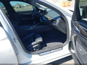 BMW 540 i * RWD * CARFAX * ОПЦИЯ ЗА ФИНАНСИРАНЕ * , снимка 5