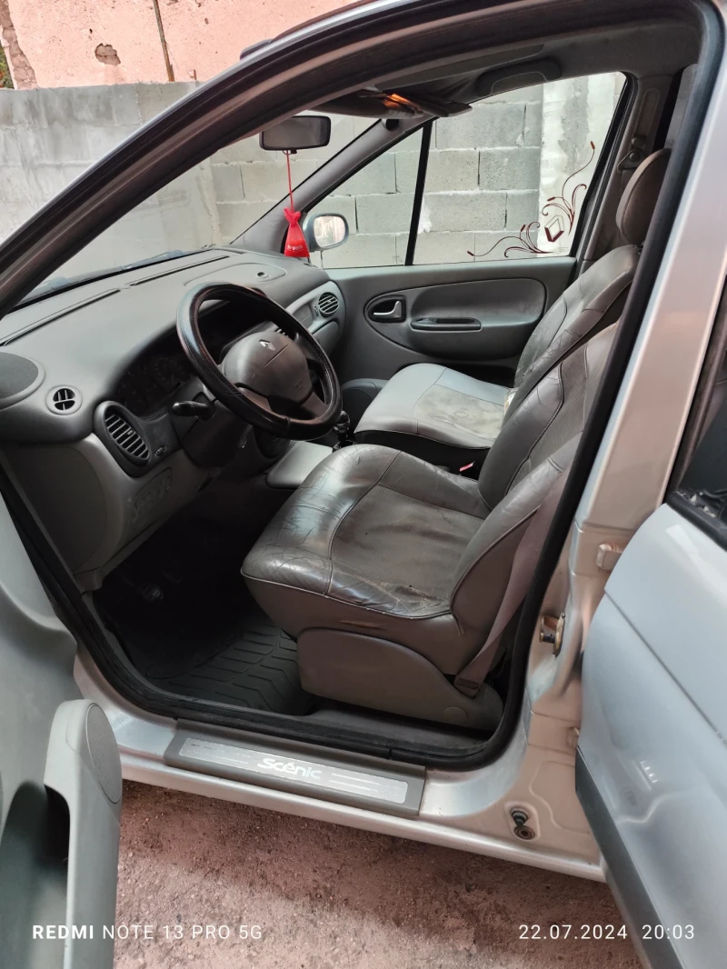 Renault Scenic 1.9tdi, снимка 8 - Автомобили и джипове - 47903631