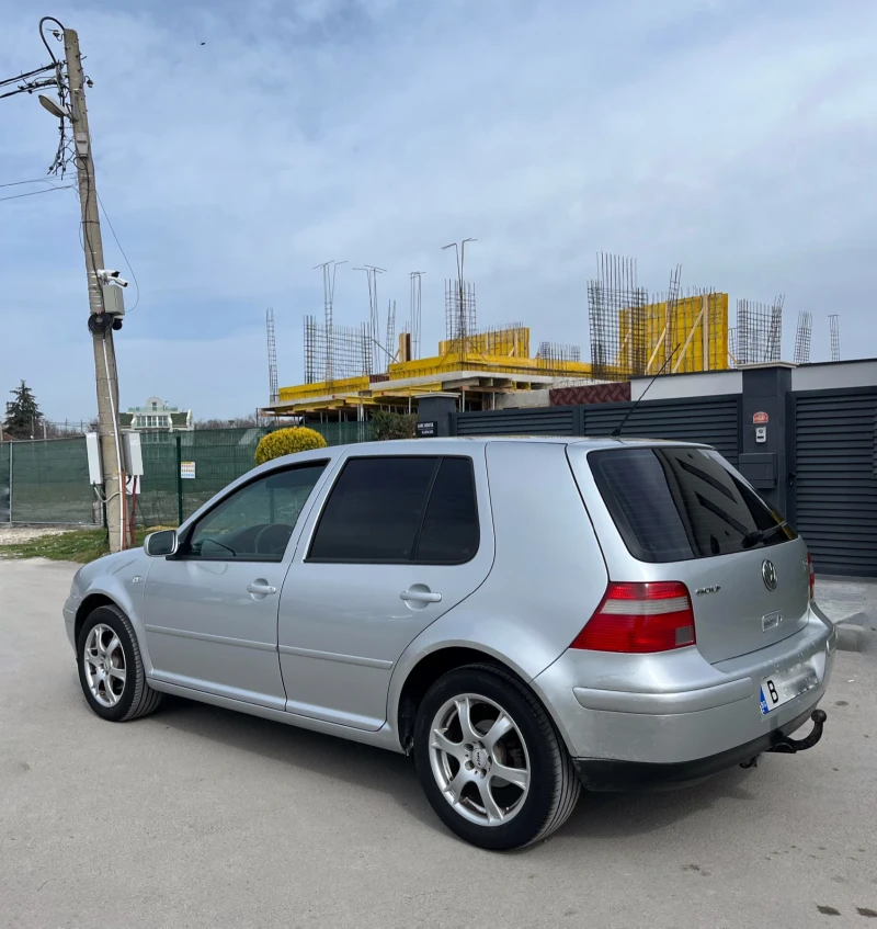 VW Golf 1.9 TDI, снимка 4 - Автомобили и джипове - 49518738