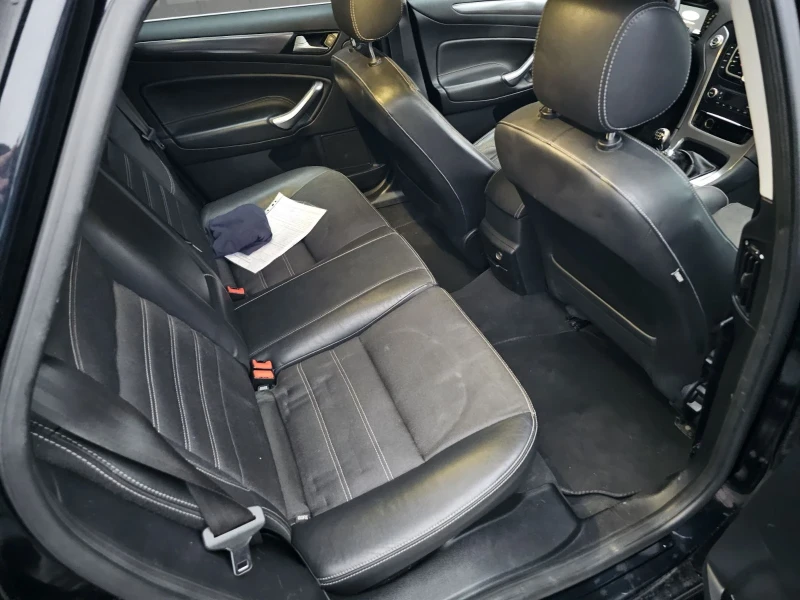 Ford Mondeo 2.0TDCI TITANIUM, снимка 5 - Автомобили и джипове - 52890536