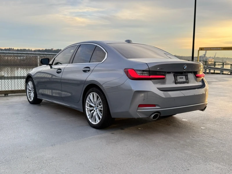 BMW 330 * xDrive | Spinny Certified w/ Free Warranty | Loc, снимка 6 - Автомобили и джипове - 52913085