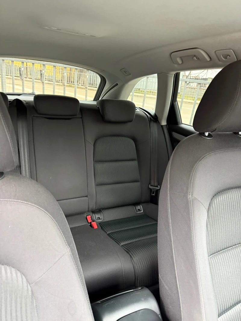 Audi A4 2.0 TDI 177 к.с. S-line Quattro Stronik, снимка 11 - Автомобили и джипове - 53095556