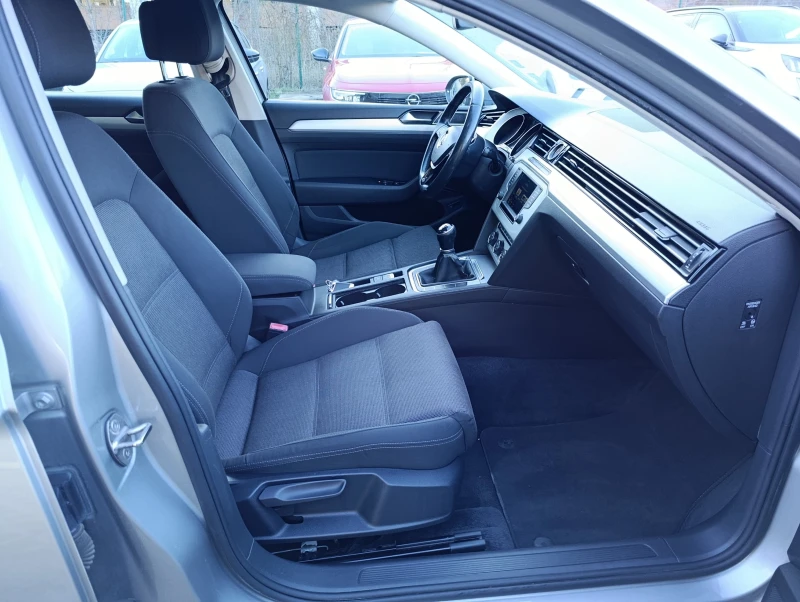 VW Passat 2.0TDI 150kc. Comfortline, снимка 11 - Автомобили и джипове - 53124414