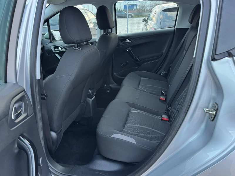 Peugeot 208 1.6E HDI, снимка 8 - Автомобили и джипове - 53191277