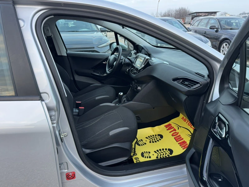 Peugeot 208 1.6E HDI, снимка 14 - Автомобили и джипове - 53191277