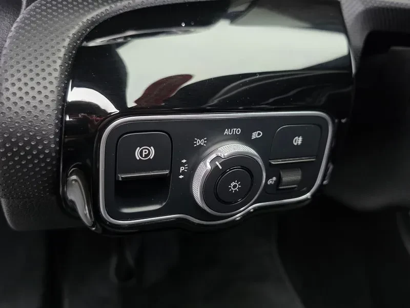 Mercedes-Benz A 220 4Matic Sedan | Mobile.bg � ����������� 17