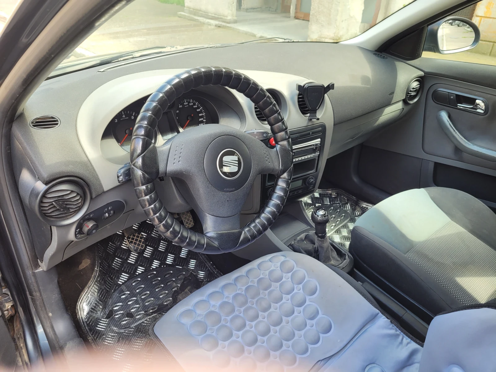 Seat Ibiza  - изображение 5