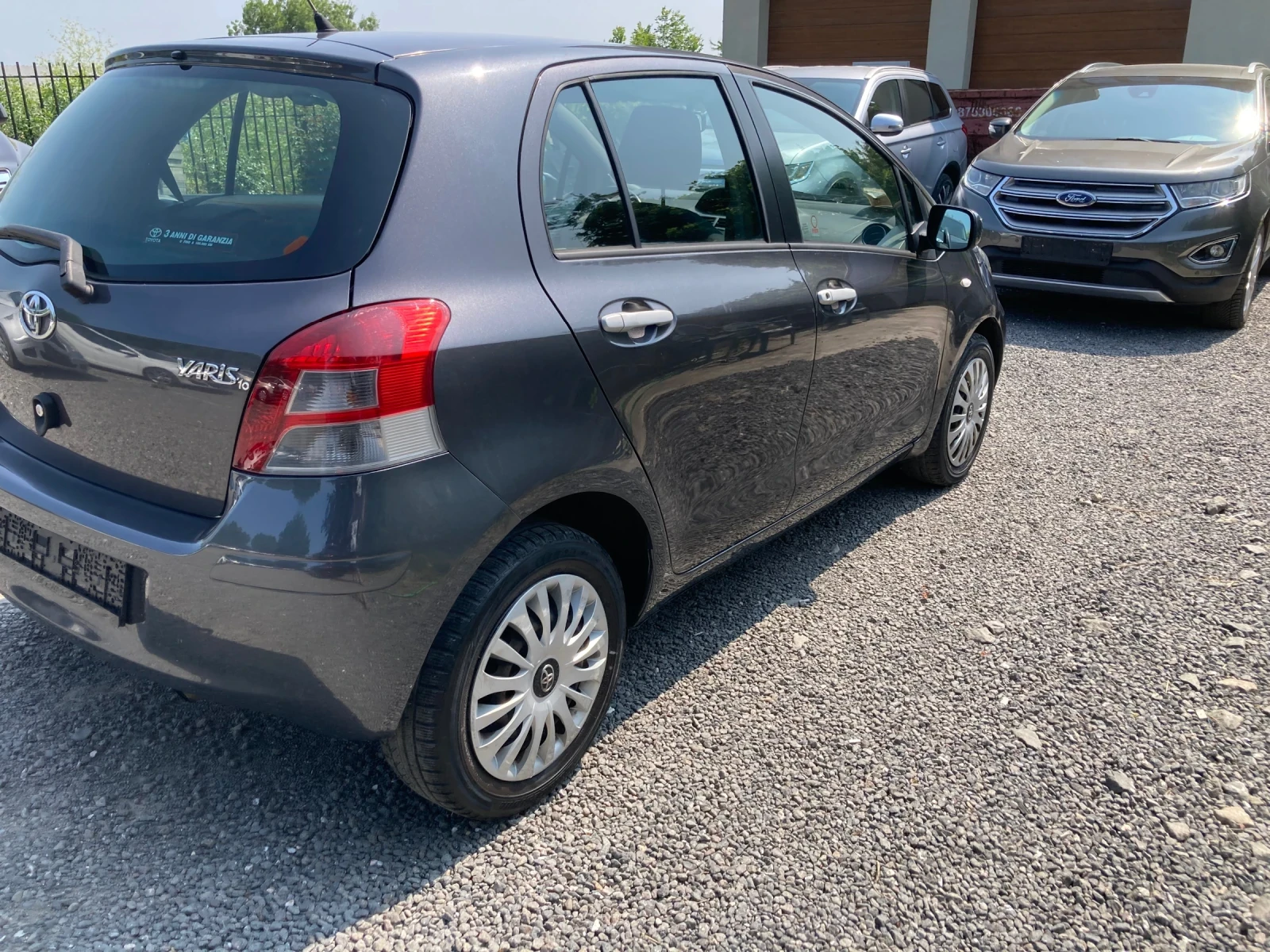 Toyota Yaris 1.3VVT-I - изображение 4