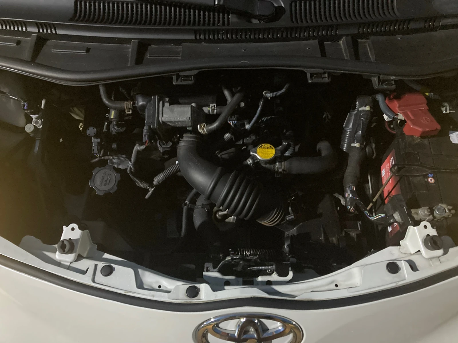 Toyota IQ 1.0Autimat - изображение 7