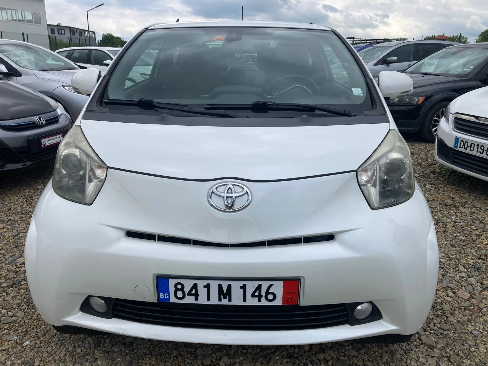 Toyota IQ 1.0Autimat, снимка 2 - Автомобили и джипове - 52463382