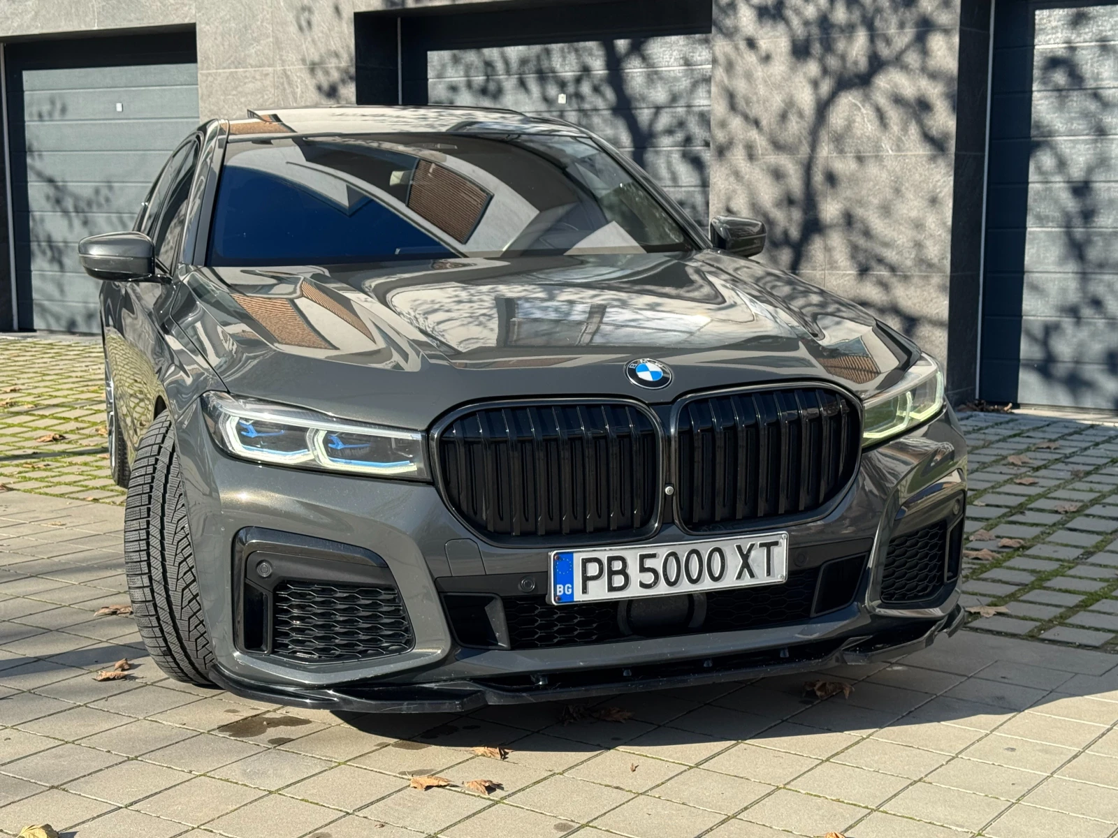 BMW 740 xDrive, M-sport - изображение 2