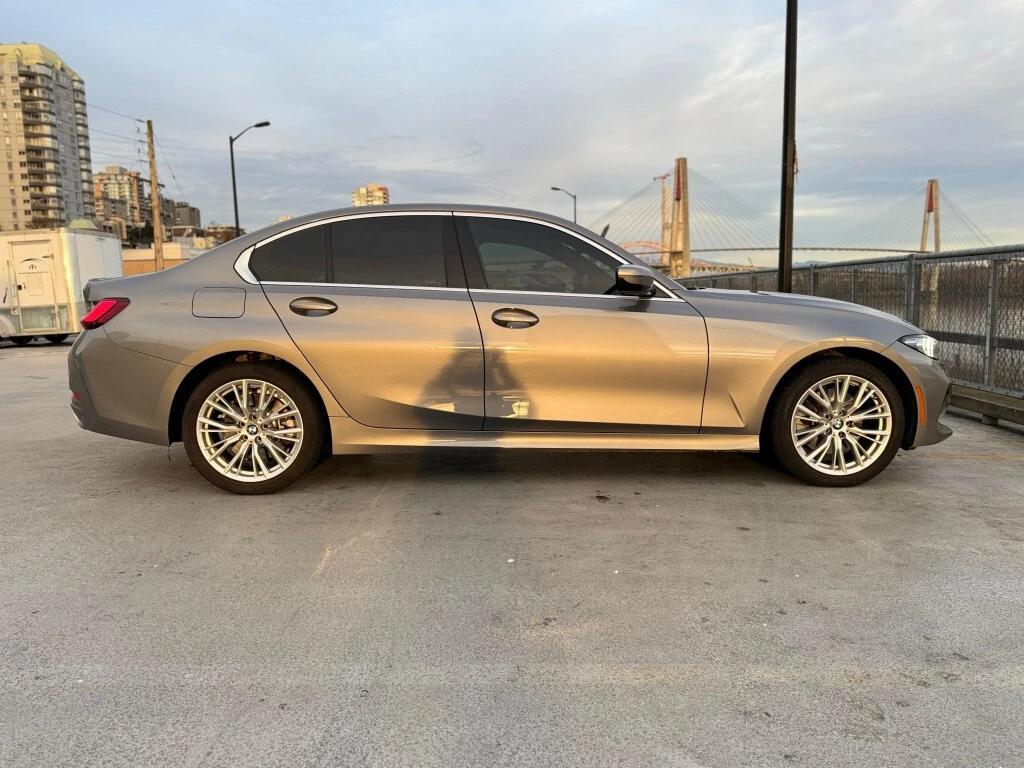 BMW 330 * xDrive | Spinny Certified w/ Free Warranty | Loc - изображение 9