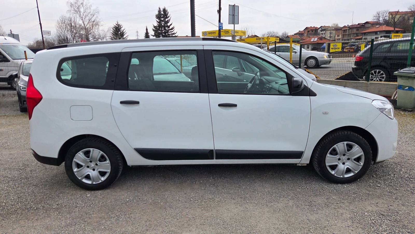 Dacia Lodgy 1.6i ГАЗ.ИНЖ. 6+ 1м., снимка 7 - Автомобили и джипове - 53927552