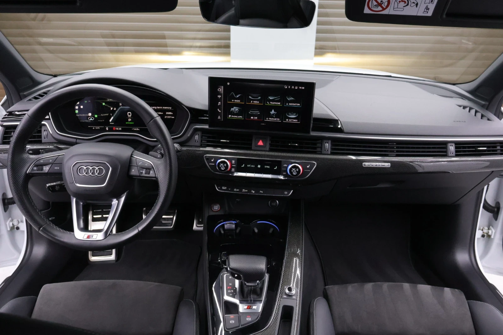 Audi S4 55TDI/MARTIX/CARBON/360/B&O/AMBIENT/HUD/FULL, снимка 8 - Автомобили и джипове - 53962519