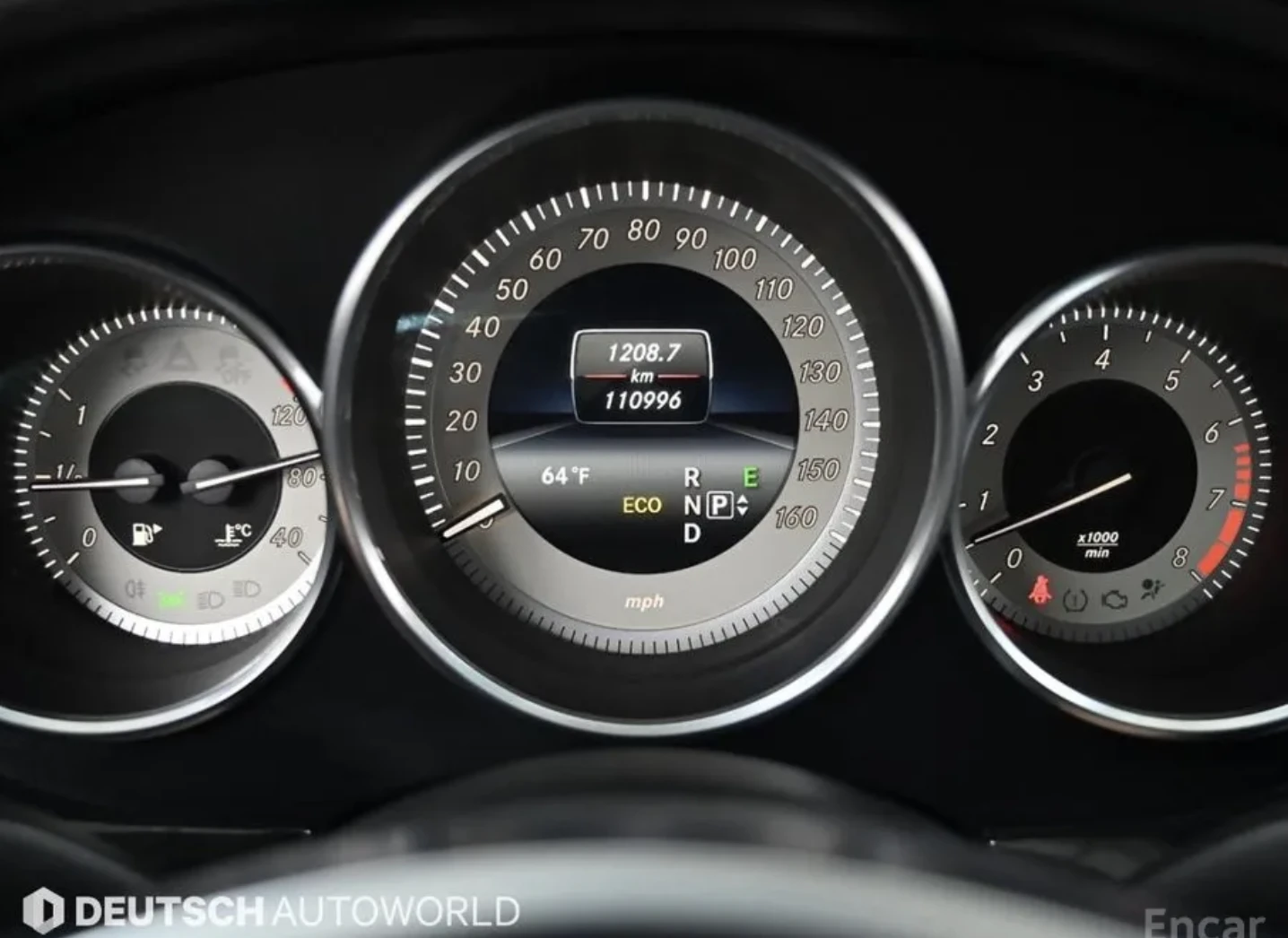 Mercedes-Benz CLS 500 КОЖА* ПОДГРЕВ* ОБДУХВАНЕ* МАСАЖИ* ШИБИДАХ* , снимка 7 - Автомобили и джипове - 54021334