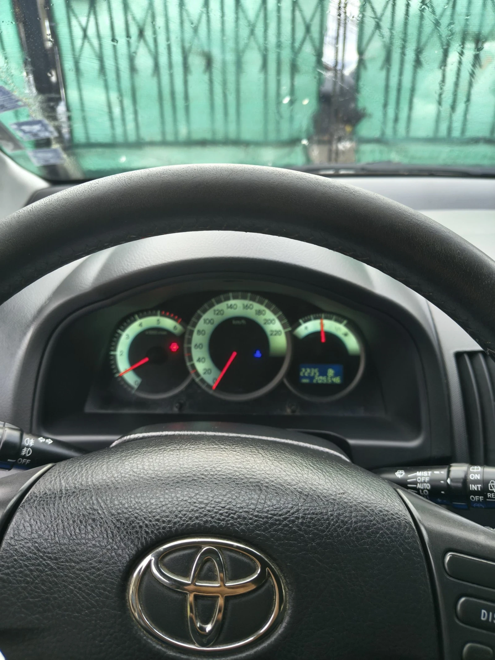 Toyota Corolla verso, снимка 9 - Автомобили и джипове - 54099702