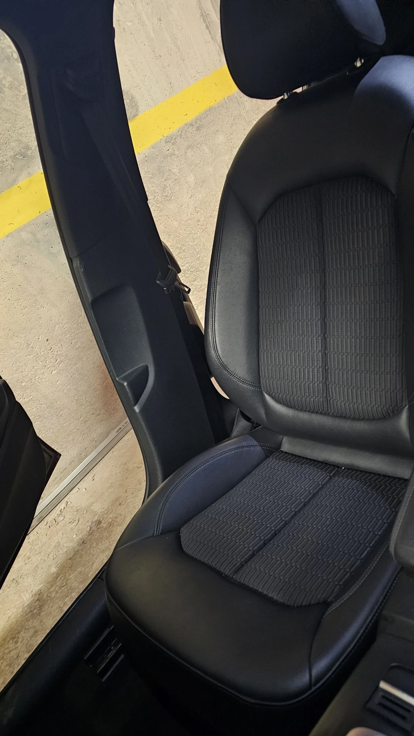 Audi A3 Sportback 1.4 TFSI, снимка 7 - Автомобили и джипове - 54230137