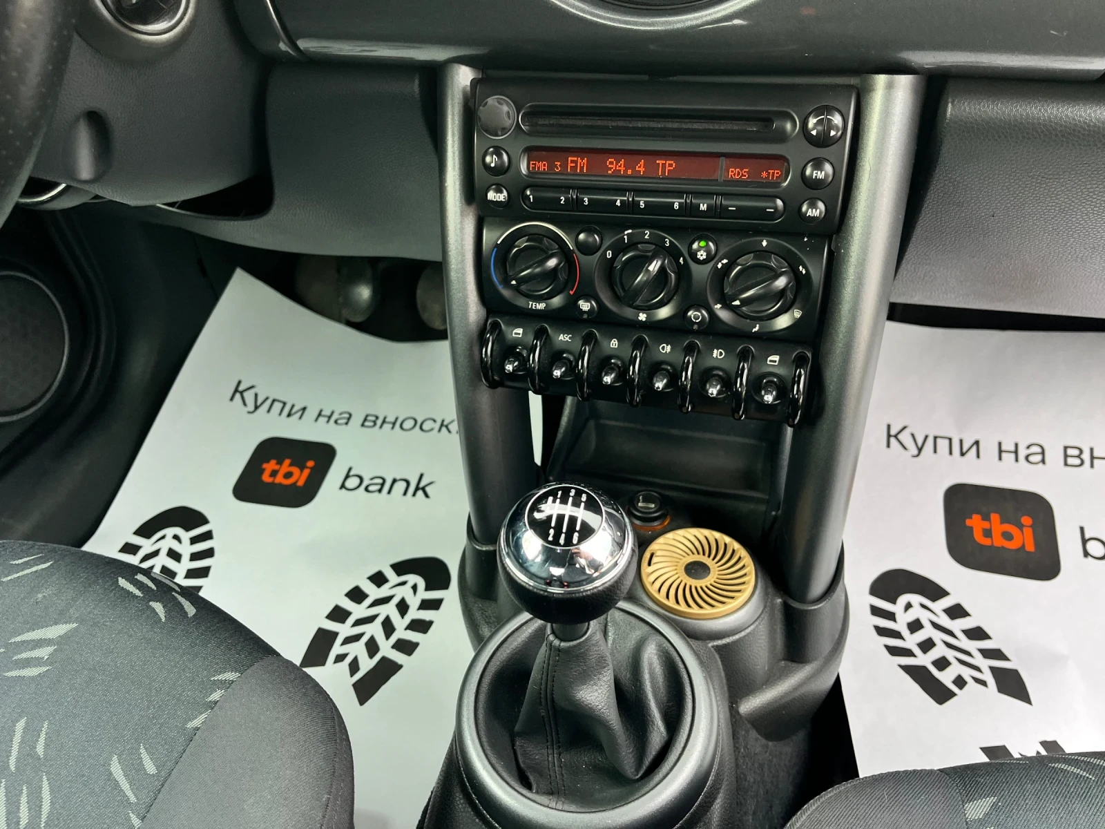 Mini Cooper 1, 4D4D-75k.c/6ск/КЛИМАТИК!!!, снимка 13 - Автомобили и джипове - 54480887