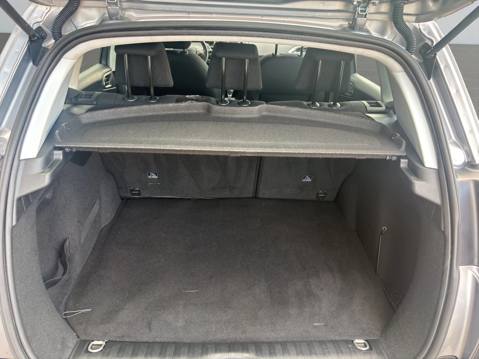 Peugeot 2008 ACTIVE 1.2 e-THP 110 EAT6 STT EURO 6, снимка 13 - Автомобили и джипове - 54500949