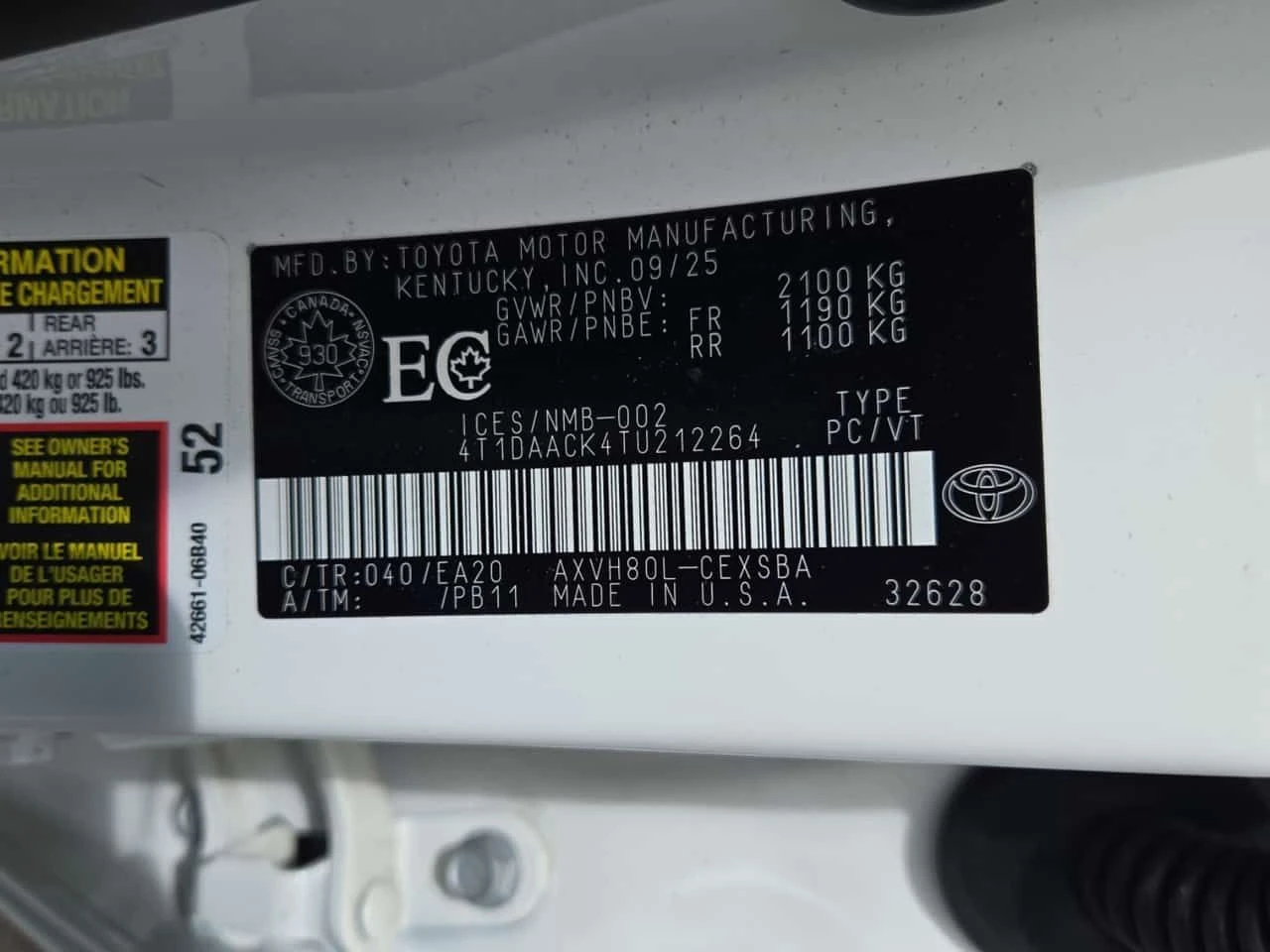 Toyota Camry SE  CARFAX, снимка 15 - Автомобили и джипове - 54619660