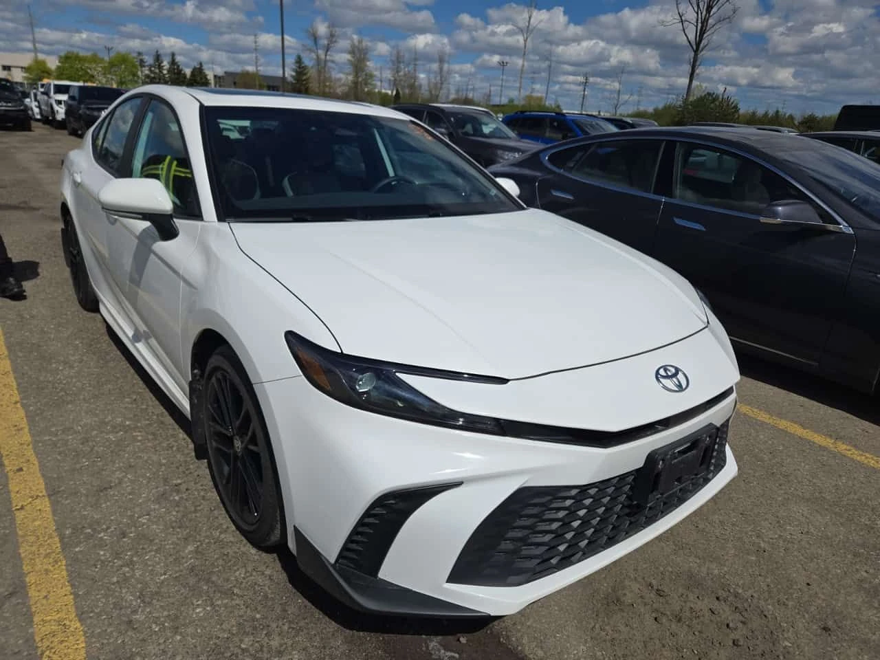 Toyota Camry SE  CARFAX, снимка 2 - Автомобили и джипове - 54619660