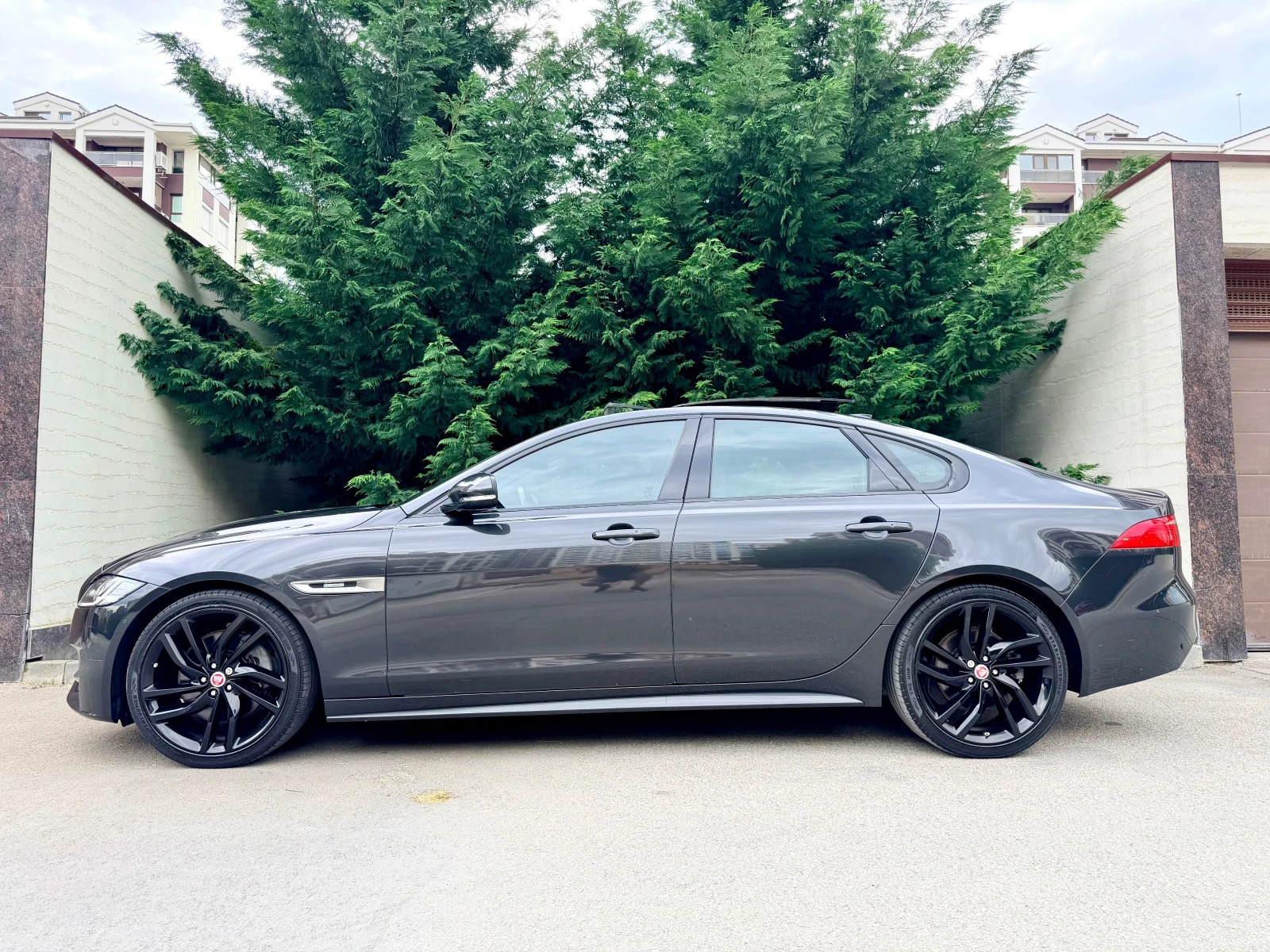 Jaguar Xf 3.0d R-SPORT KOJA NAVI PODGREV LUK, снимка 7 - Автомобили и джипове - 54936819